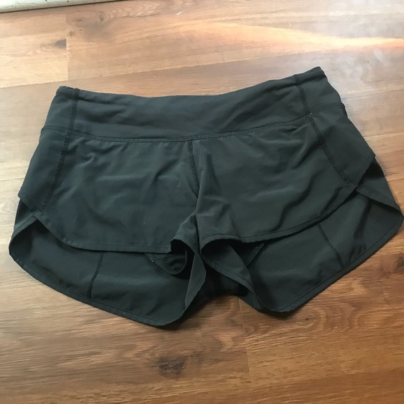 lululemon athletica Pants - Black Lululemon Speed Shorts Size 6